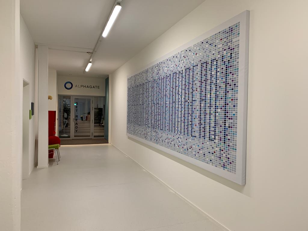 Neuer Eingang nach dem Umbau des HQ von Alphagate.